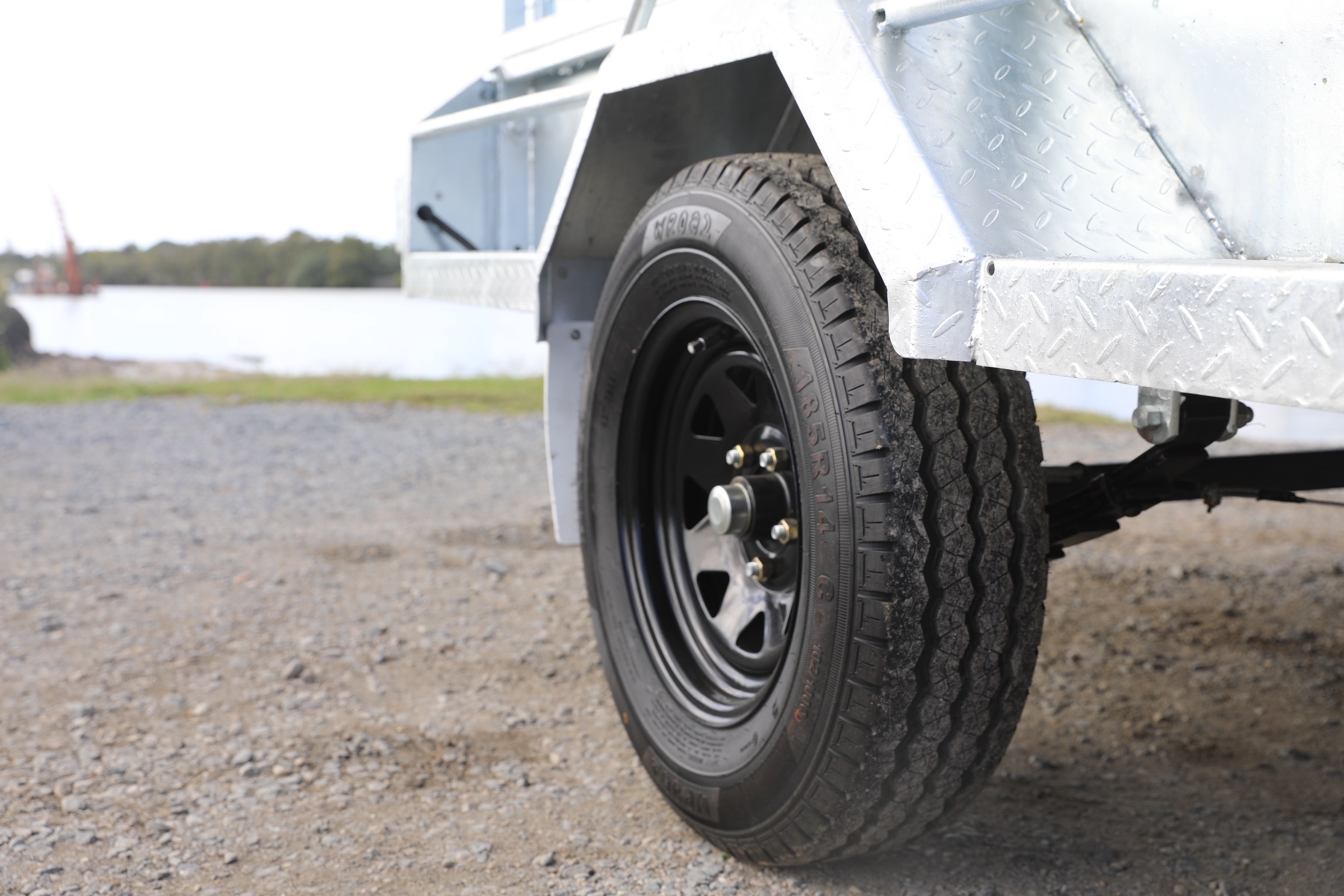 Black Rim | 5 Stud Ford