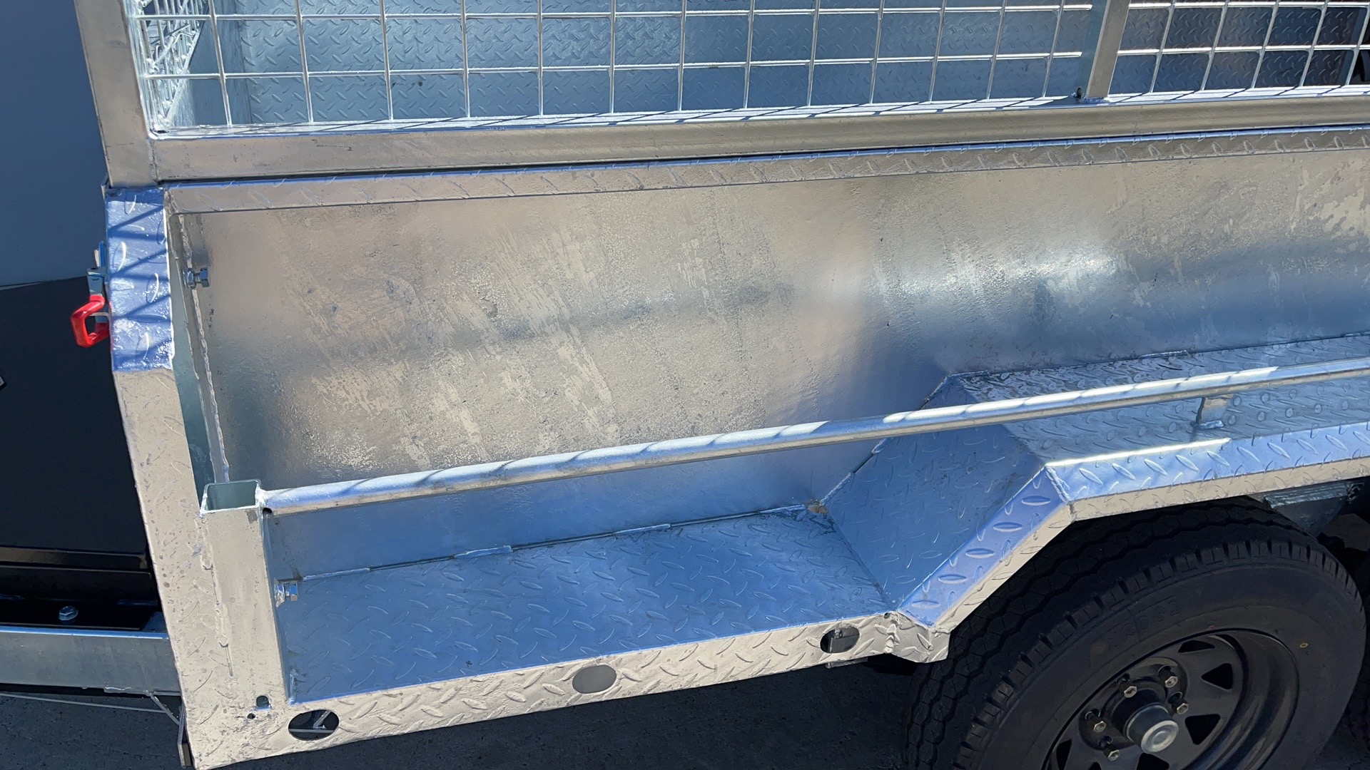 Hydraulic Tipper Trailer Side Step